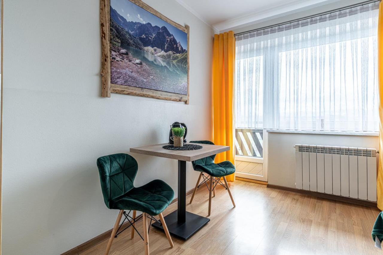 Widokowy Apartament - Pokoje Goscinne Banska Wyzna Eksteriør billede